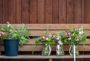 The Beauty of Seasonal Flowers: Ideas for Spring Wedding Decorations